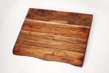Load image into Gallery viewer, Personalized Acacia Charcuterie Board - Glowfish Design Studio