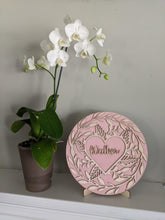 Load image into Gallery viewer, Cedar Heart Round - Glowfish Design Studio