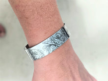 Load image into Gallery viewer, Peony Cuff - Glowfish Design Studio